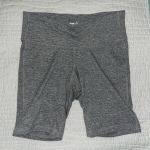Old Navy Active high-rise bike shorts